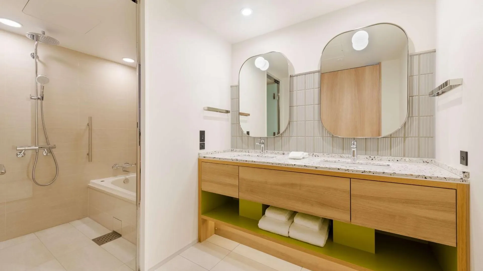 Hilton Garden Inn Kyoto Shijo Karasuma 酒店